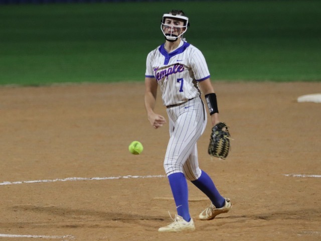 Wildcats Dominate in DeSoto Tournament Opener