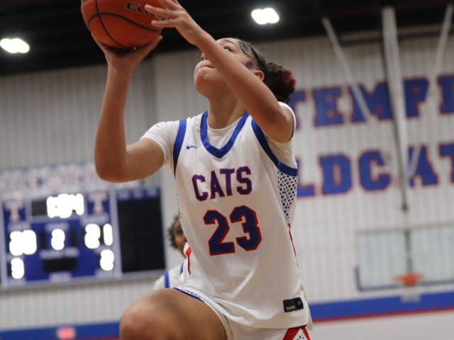 Wildcats fall to Copperas Cove late 5-4