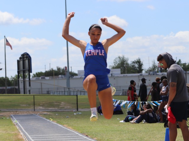 Wildcats and Tem-Cats Close Out Stellar Season at Region II Championships