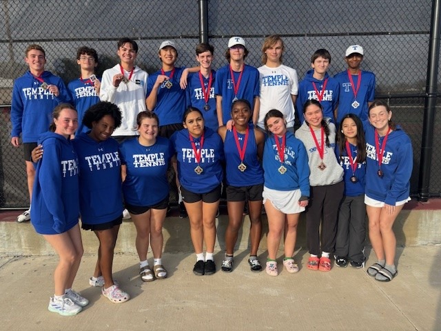 Temple stays in playoff hunt with sweep of Killeen Shoemaker