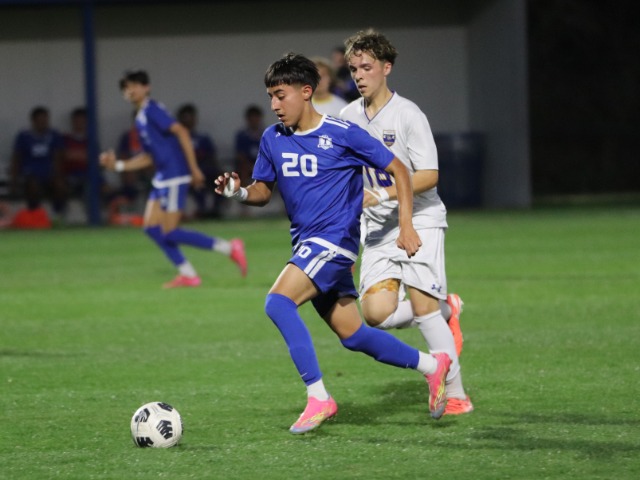 Wildcats JV Blue Close Out Home Schedule with Gritty Win Over Bulldawgs