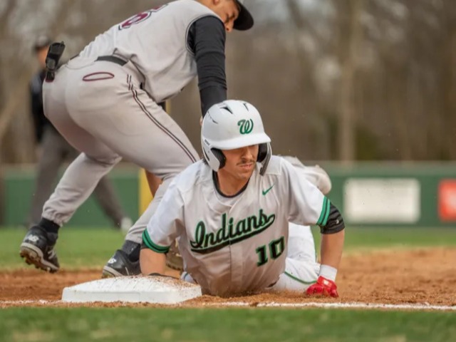 Indians open district with win