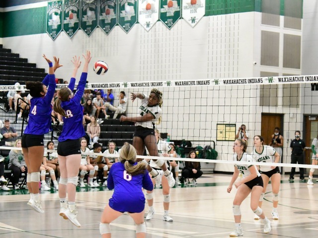 Waxahachie sweeps Midway, moves closer to 20th consecutive volleyball playoff berth