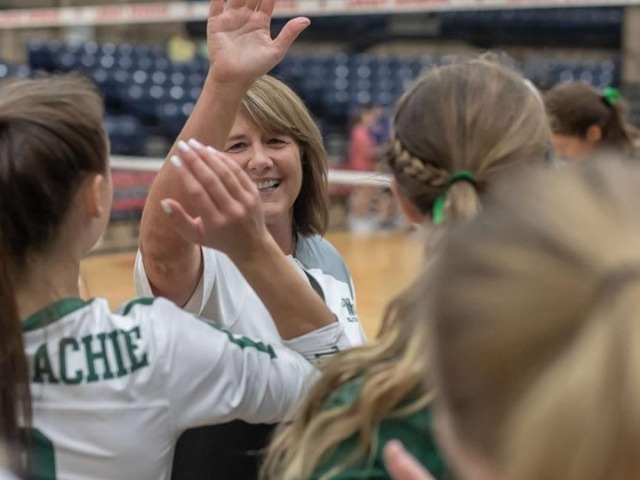 Waxahachie Volleyball to Scrimmage at Red Oak Friday
