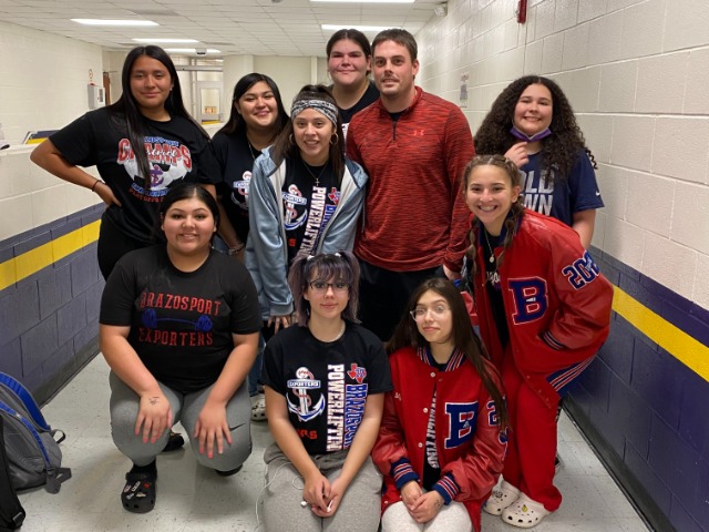 Girl's Powerlifting Comes Out Strong at Galveston