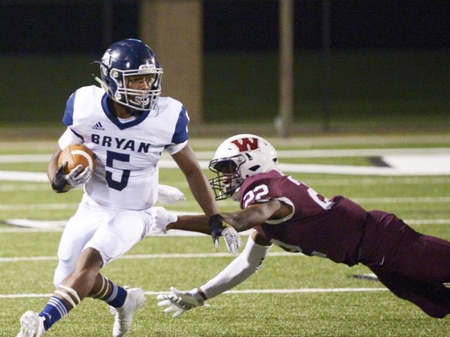 Bryan defense rises up in 14-3 victory over Waller