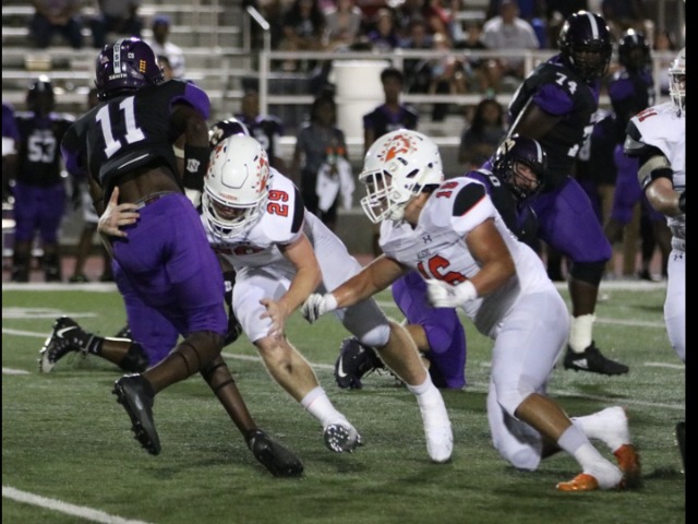 Bearcats’ defense forces five Everman turnovers as Aledo cruises to 42-13 victory over Bulldogs