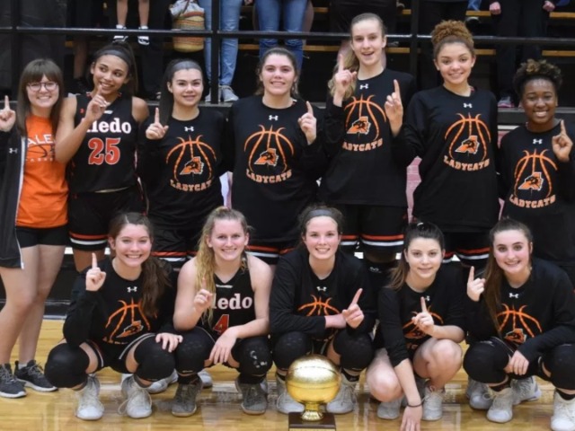 Ladycats complete undefeated District 4-5A season after 56-28 win at WF Rider