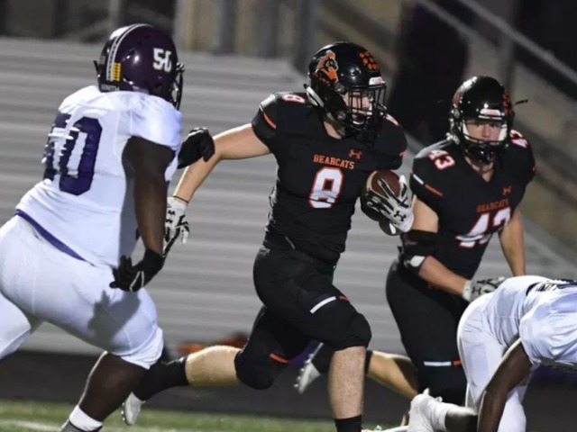 Bearcats have little trouble in 52-6 victory over Everman