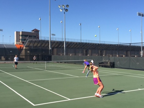 Middle School Tennis finishes 6-0