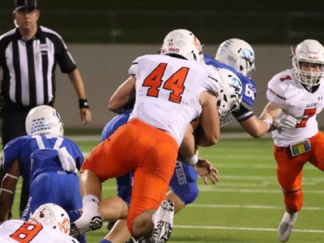 Ladycats netters, Bearcats gridders host district games today