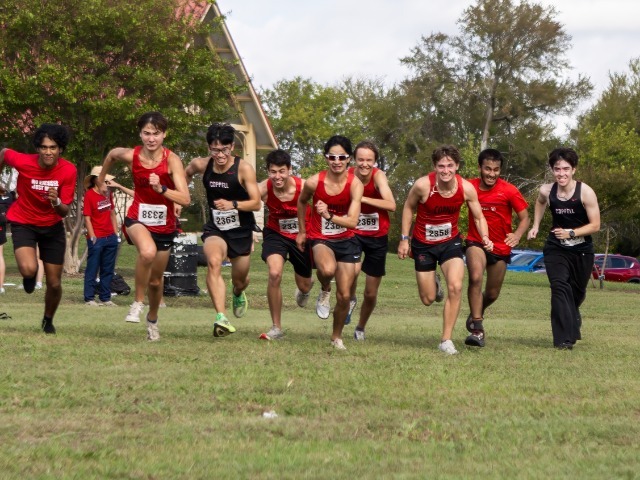 Coppell Cross Country Claims Three District Championships, Sends Both Varsity Teams to Regionals 