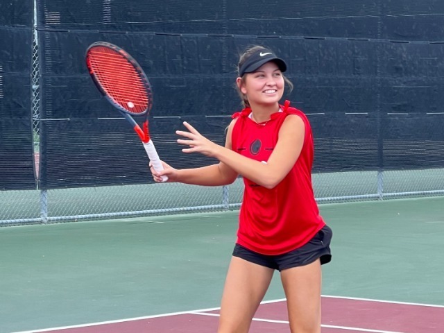 Tennis Narrowly Lose 9-10 to Wakeland with Red Jackets Cheering On