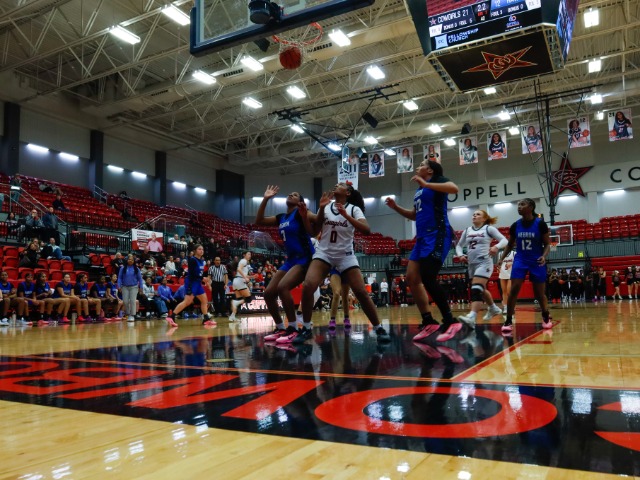 Cowboys and Cowgirls Honor Their Senior Wrestlers