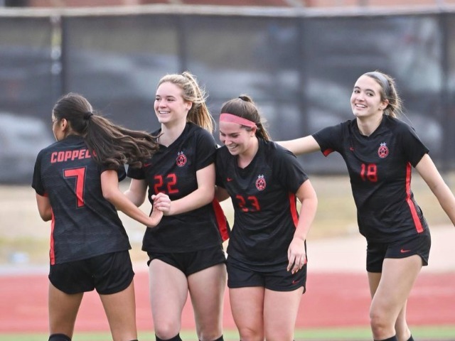 Girls Soccer Starts District Off With A Win