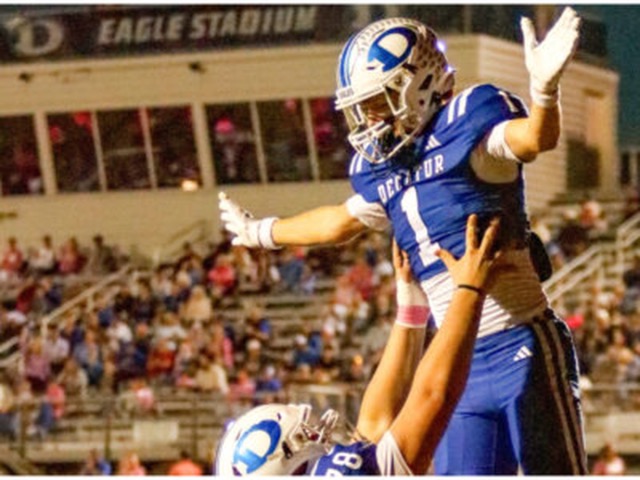 Eagles soar into rivalry bout against Springtown