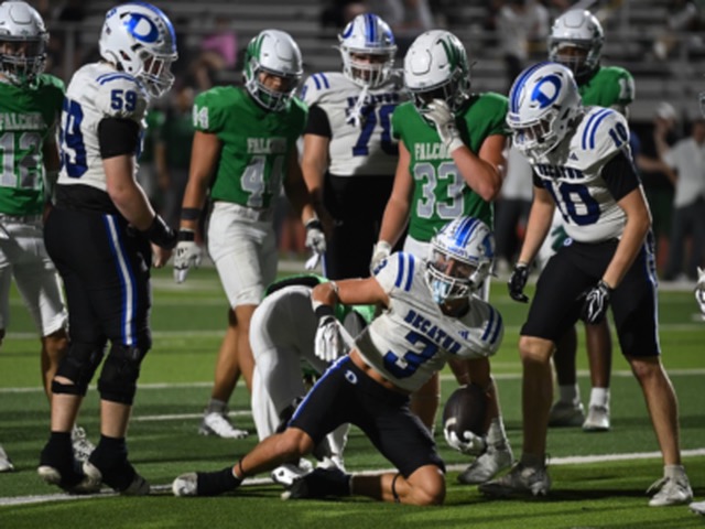 Koehler’s 3 TDs lead Eagles past Lake Dallas, 47-35