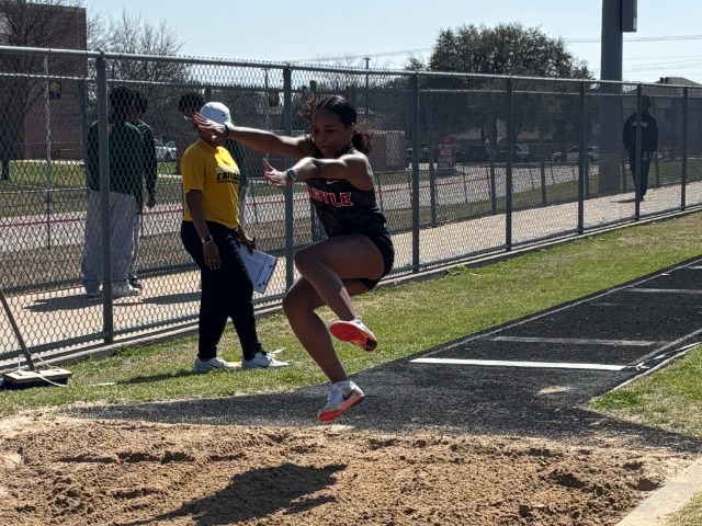 Argyle Eagles Show Offensive Prowess, Split Games at Five Tool Festival