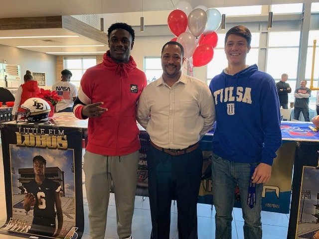 Little Elm’s Watts, Tipton sign letters of intent