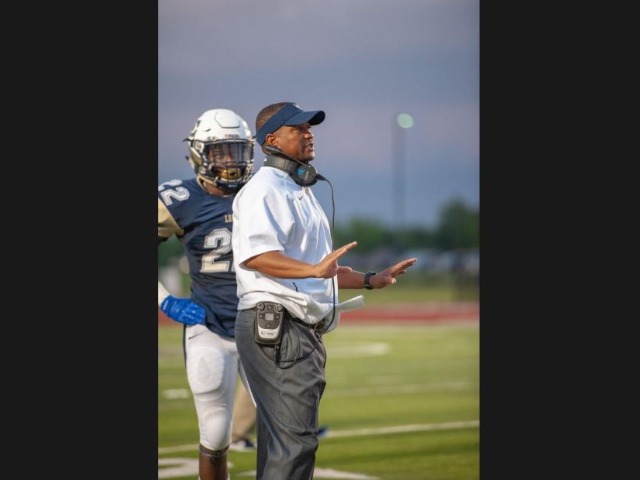 Little Elm’s Brown on upcoming season, rise of Mateer and more