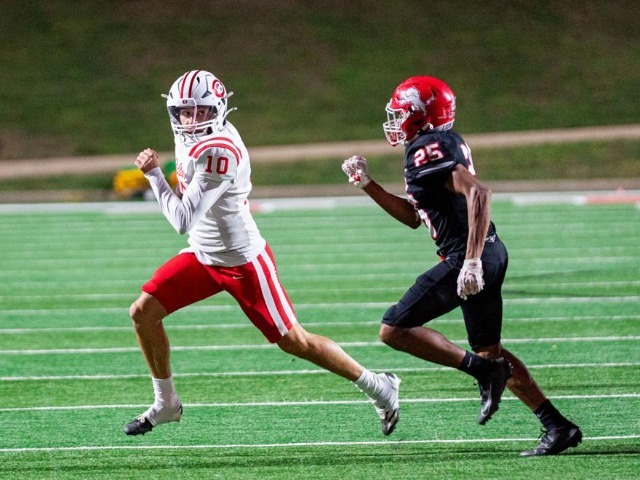 Belton holds off late Waco charge to notch 27-21 district win