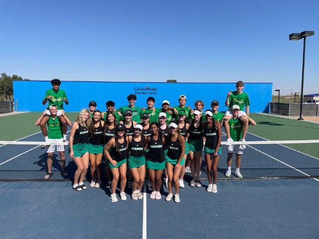 Dragon Team Tennis takes the AREA!!! 