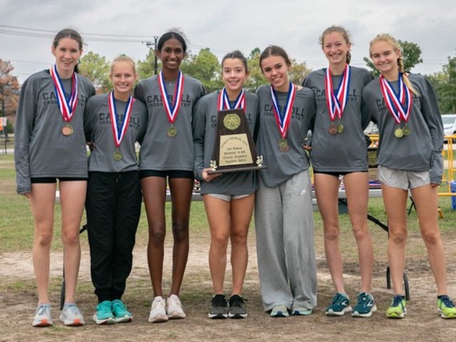 Lady Dragon Cross Country wins District 4-6A Championship