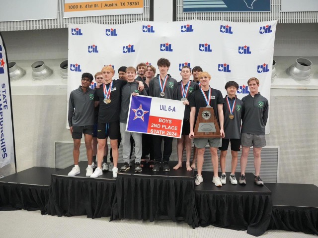 A Silver Saturday! Dragon Swim/Dive finishes second at UIL State Meet