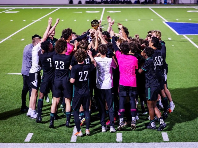 Dragon Soccer makes Area round road trip