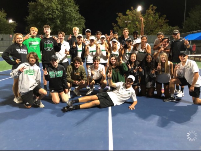Dragon Tennis guts out classic victory to advance to Regionals