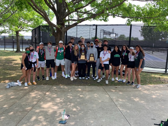 Dragon Tennis advances 8 to the Region 1 Tournament after winning District