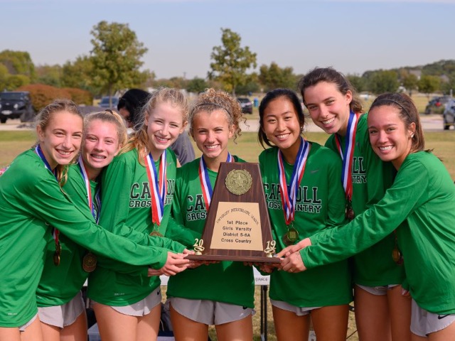 District Cross Country...Carroll girls record perfect score