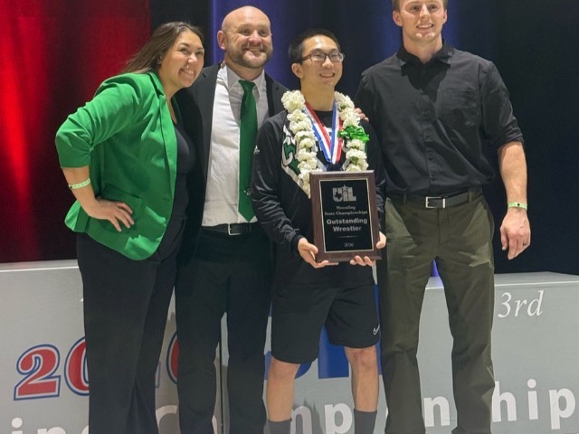 Dylan Ota claims Boys 6A Outstanding Wrestler of the Meet image 