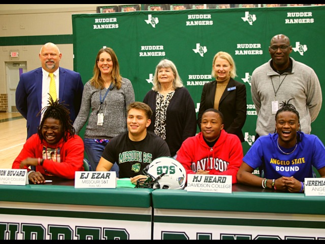 Four Rudder Athletes Sign Letters of Intent!