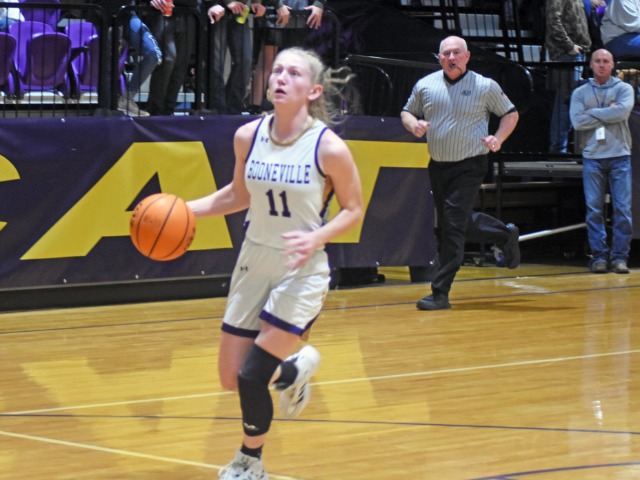 Franklin Scores 26, Kent Has Double-Double In Homecoming Win