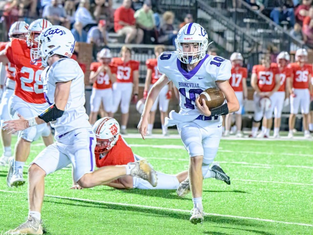 Two Sophomores Find End Zone At Harding
