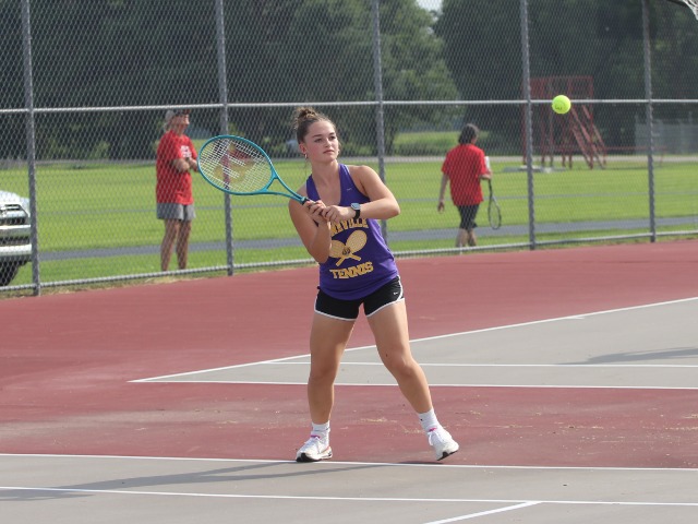 Tennis Cats Take 10 Of 12 Matches