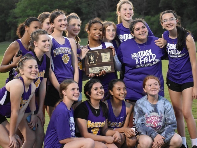 Kings Wins Two Events, Lady Bearcats Dominate Throws, Win 3A-4 District