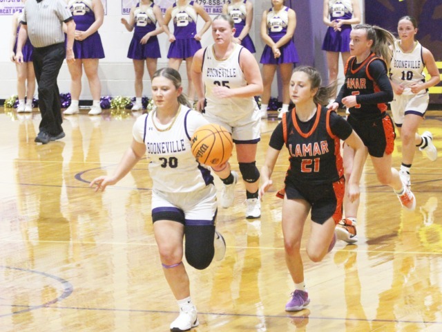 Lady Bearcats Edged By Lamar In Bearcat Classic