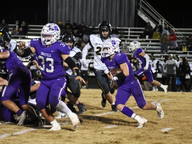 Bearcats Survive Salem Trial