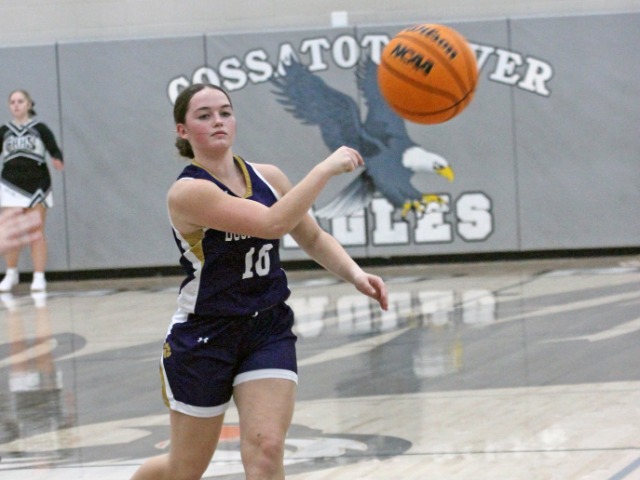 Ferguson Leads Lady Bearcats To Road Win