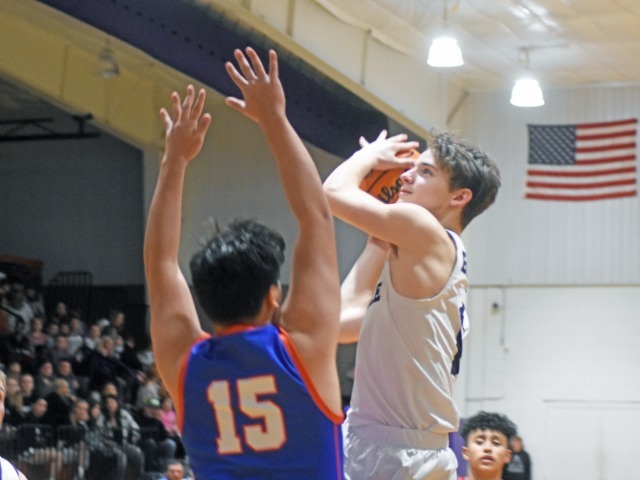 Sophomores Shine On Senior Night