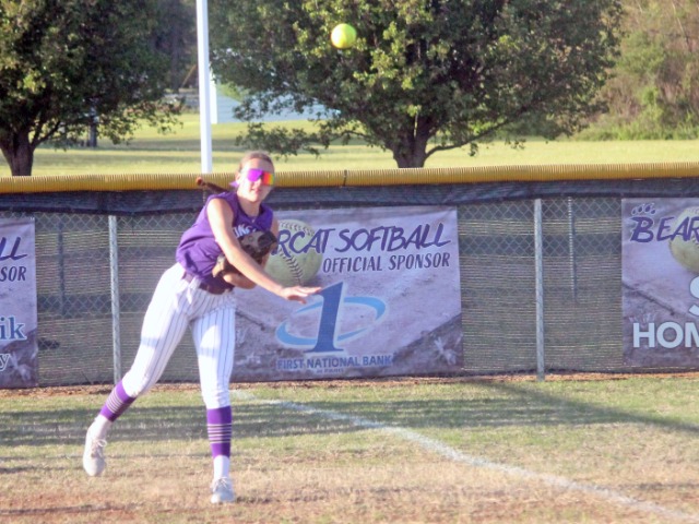 Lady Bearcats Drop Marathon Game To Mansfield