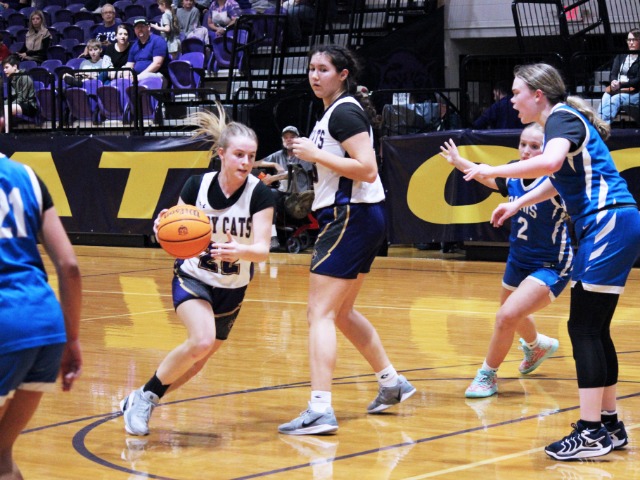 Jr. Bearcats Take Down 6A Russellville