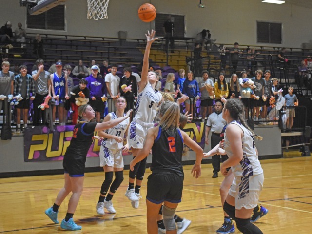 Lady Bearcat Defense Leads Way