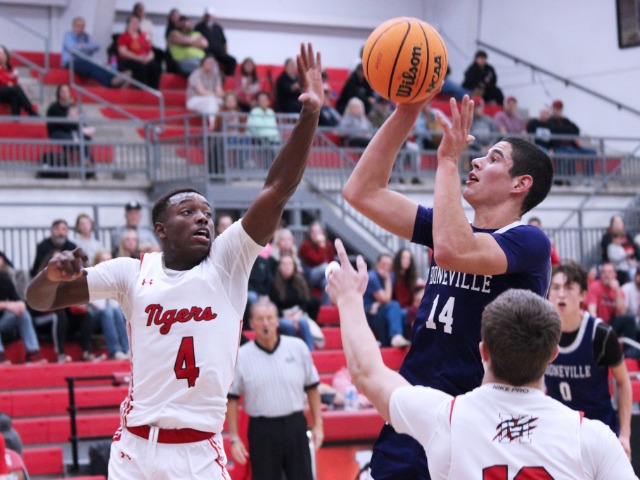 Bearcat Volleyball On Serve Against Green Forest