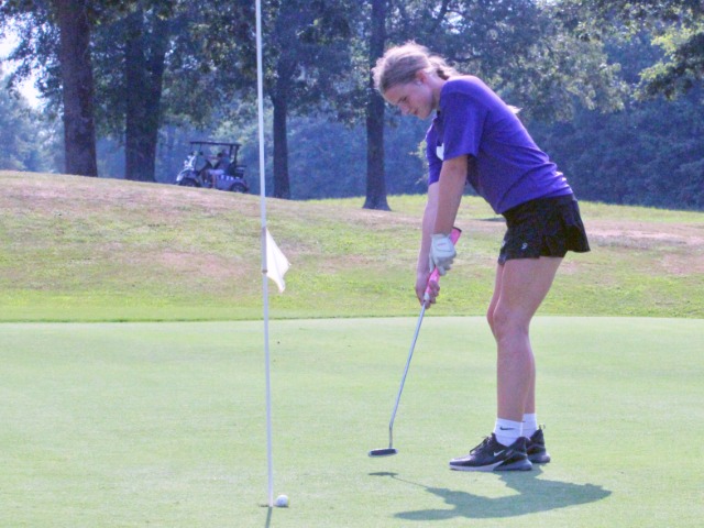 Pearcy Leads Lady Bearcats To Runner-Up Finish
