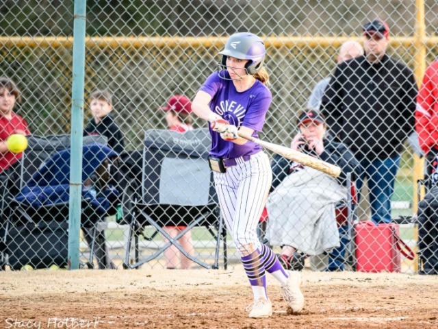 Lady Bearcats Fall To Mena