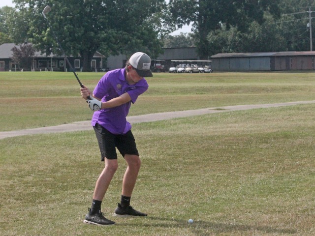 Tillery Posts Best Round To Lead Golf Team Tuesday
