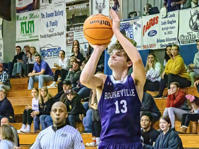 Ferguson, Johnson Finish Off Hornets, Home Careers